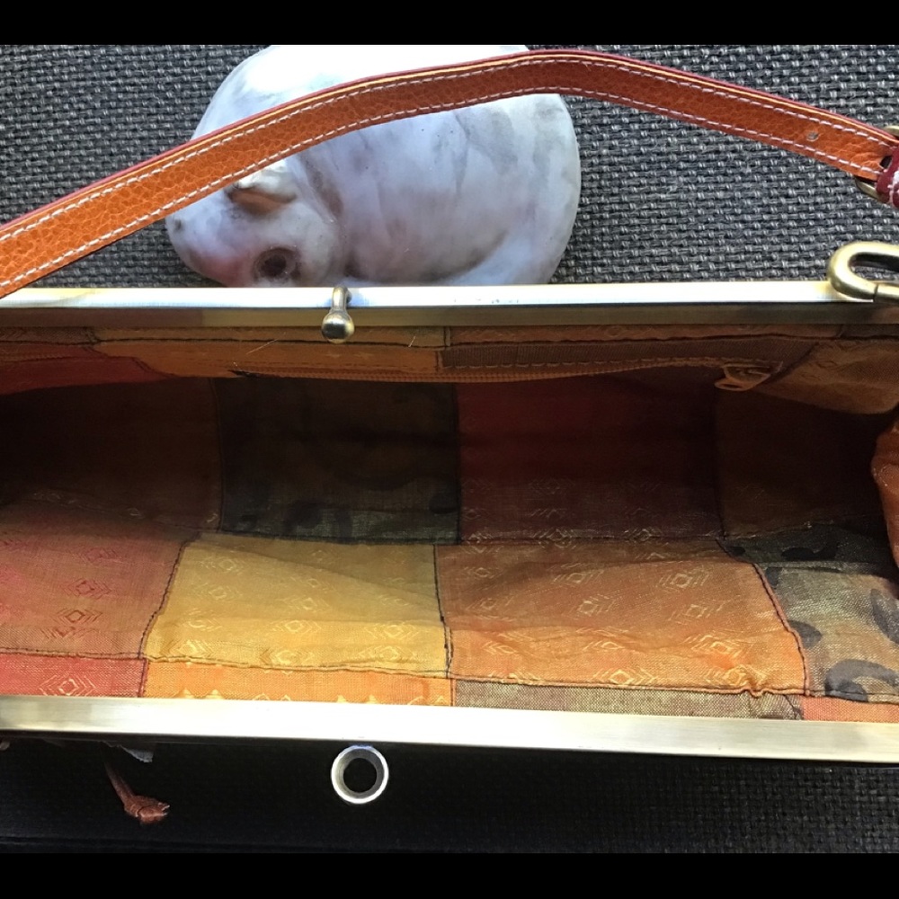 An Isabella Fiore Mini Carpetbag - Picture 4 of 5